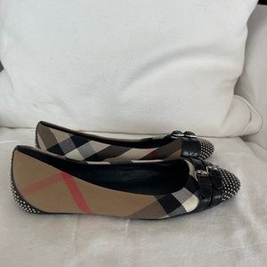 Burberry Avonwick Ballerina Punk Stud 6